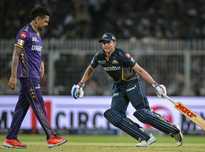 Fielding captain to decide striker in case of a deliberate short run