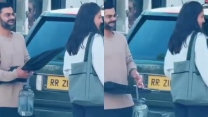 Watch: Virat Kohli, Anushka Sharma share moment of laughter with locals on London streets