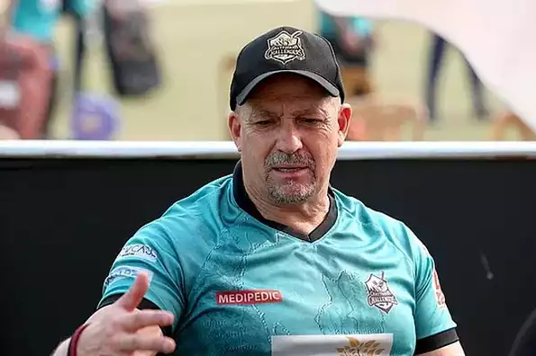Julian Wood coaching in the BPL.